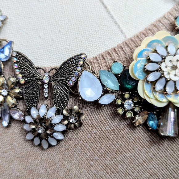 Statement Necklace 18" - Picture 6 of 6